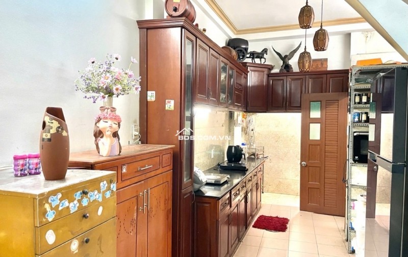 Nhà Quận 10 Hoà Hảo ngang 4,3m dài 12m trệt lững lầu BTCT hoàn công đủ