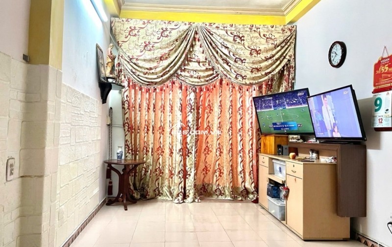 Nhà Quận 10 Hoà Hảo ngang 4,3m dài 12m trệt lững lầu BTCT hoàn công đủ