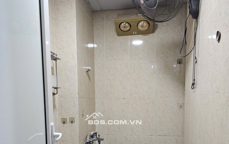 Chính chủ bán căn hộ chung cư The Vesta giá rẻ nhất khu vực Hà Đông