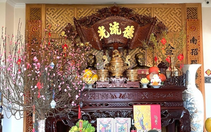 Biệt Thự 5 Tầng• Khu City Land Q7• 220m2(10x22)• Có Hầm • Thang Máy• 6PN• 8WC• Khu Compound