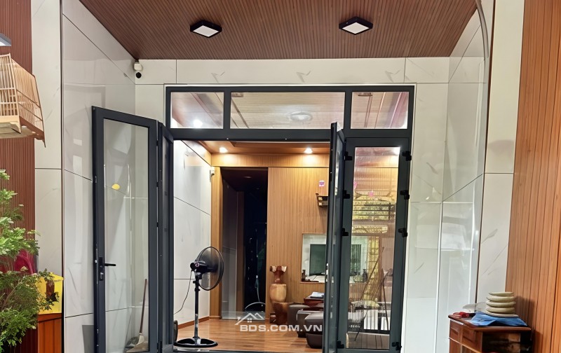  BÁN NHÀ 2 TẦNG MẶT TIỀN – PHẠM NHƯ XƯƠNG, ĐIỆN THẮNG BẮC, ĐIỆN BÀN  96m² (8x12m) – 2 nhà liền kề, tạo không gian cực kỳ rộng rãi  Giá: 4 tỷ