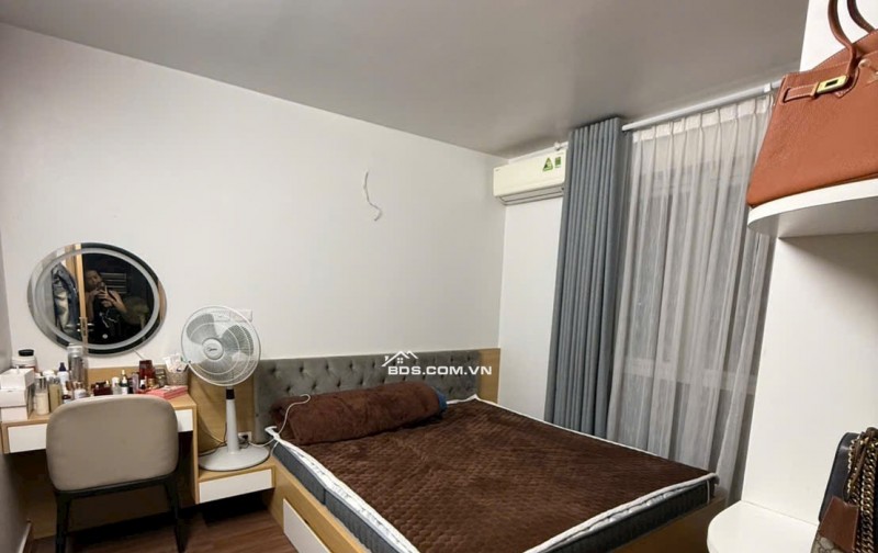 Bán đất tặng nhà Cấp 4 phân lô Trung tâm quận Hà Đông 49m, ngõ ô tô