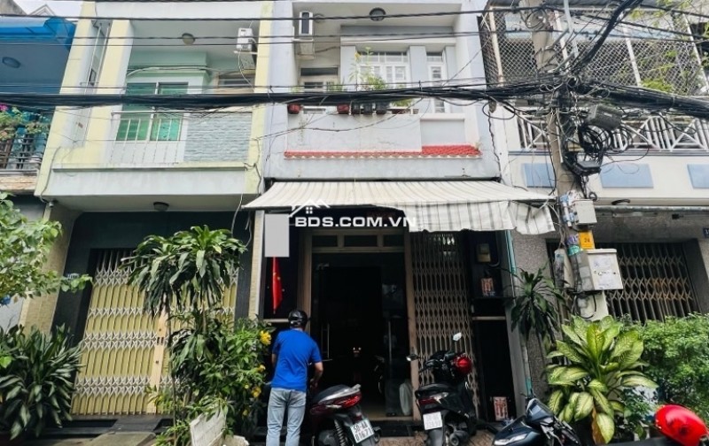 Bán nhà HXT, đường Lạc Long Quân, 57m2, 4 tầng, nhỉnh 8 tỷ.