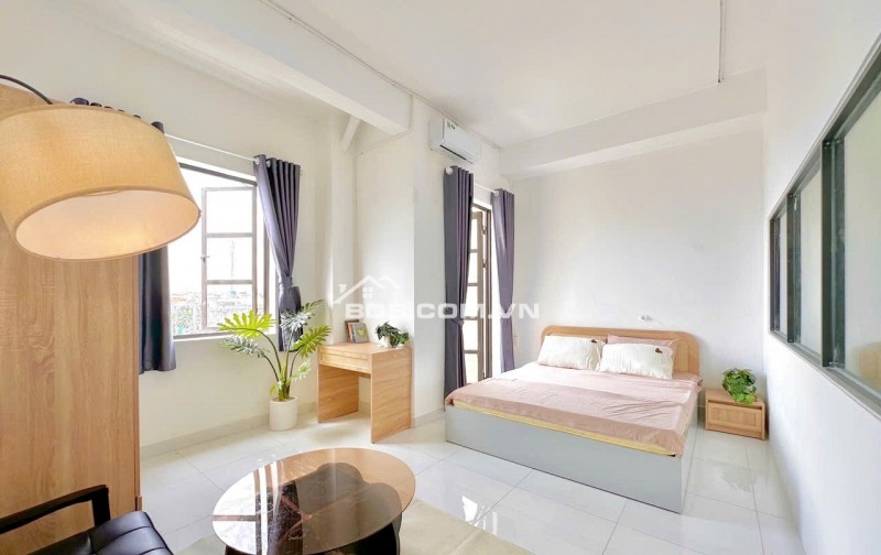 Studio ban công tách bếp – full nội thất siêu hiện đại