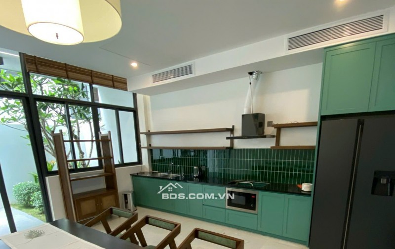 Bán và cho thuê nhà phố full nội thất, trung tâm Buôn Mê Thuột