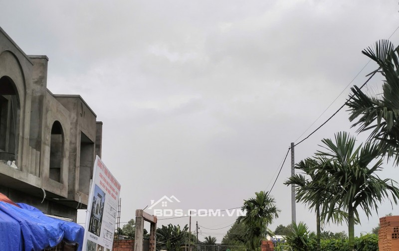 Chính chủ cần bán 2 lô đất nền khu nhà ở Long Vân Bình Lợi