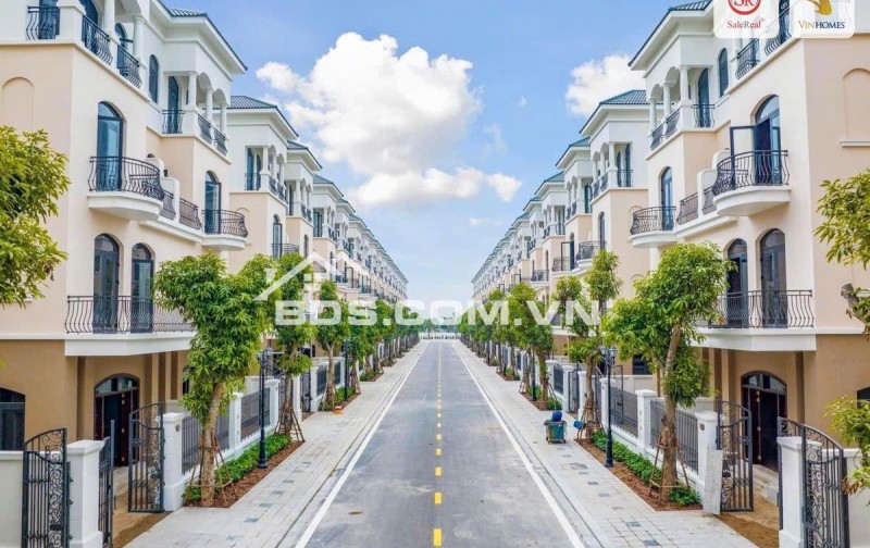 Bán liền kề xẻ khe ÁNH Dương ,vị trí đẹp ,giá tốt nhất phân khu ,không chênh, triết khấu 20-30%.Hỗ trợ lãi suất.