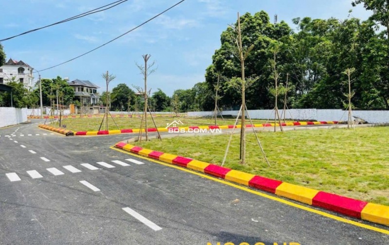 Ngộp ngân hàng chính chủ ra gấp lô đất 100m2 tại Cổ Đông sát Quốc Lộ 21A và khu CNC Hòa Lạc