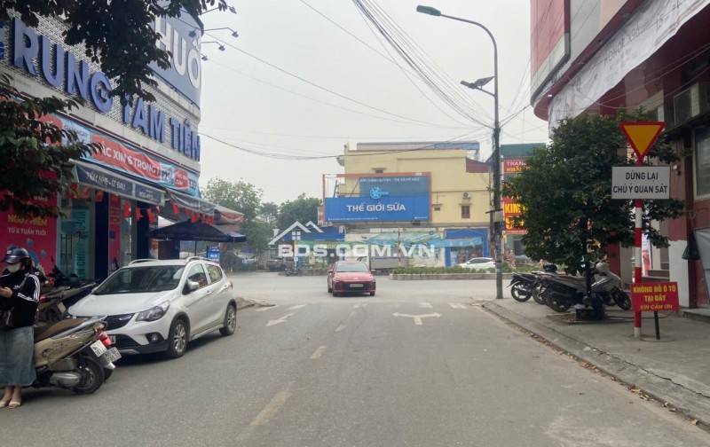 Bán nhà 3 tầng -  lô góc tại khu Phúc Thành 2.