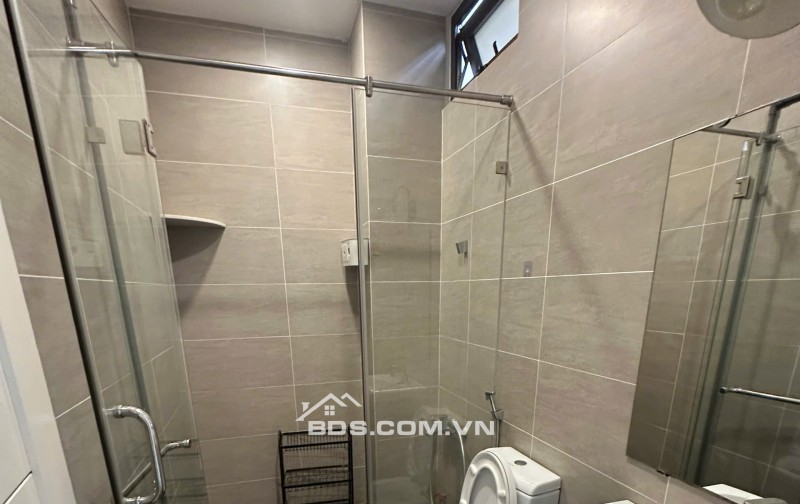 CHO THUÊ NHÀ NGUYÊN CĂN: 1 TRỆT, 2 LẦU, 1 SẤN THƯỢNG, ĐƯỜNG LÝ VĂN PHỨC, GIÁ THUÊ 40 TRIỆU/THÁNG