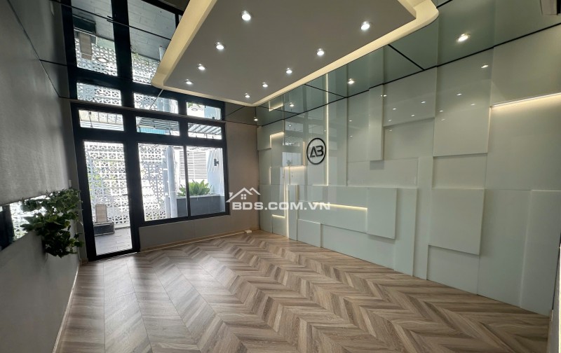 CHO THUÊ NHÀ NGUYÊN CĂN: 1 TRỆT, 2 LẦU, 1 SẤN THƯỢNG, ĐƯỜNG LÝ VĂN PHỨC, GIÁ THUÊ 40 TRIỆU/THÁNG