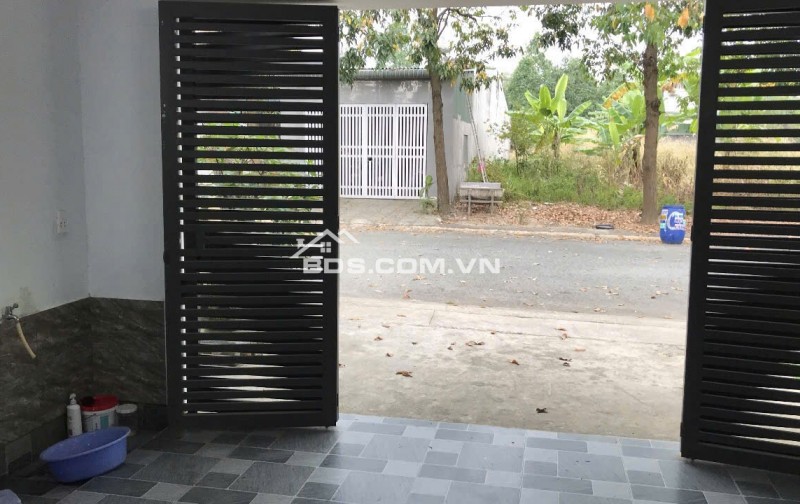 Gia Đình Chuyển Chỗ Ở Bán Nhà Riêng Mới Xây Cuối 2024 Tại Đường N10, Mỹ Phước 4, Bến Cát, Bình Dương
