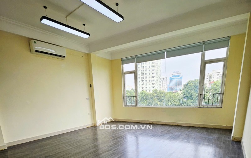 Còn duy nhất 01 văn phòng cần cho thuê 225A Nguyễn Ngọc Vũ - 6 triệu