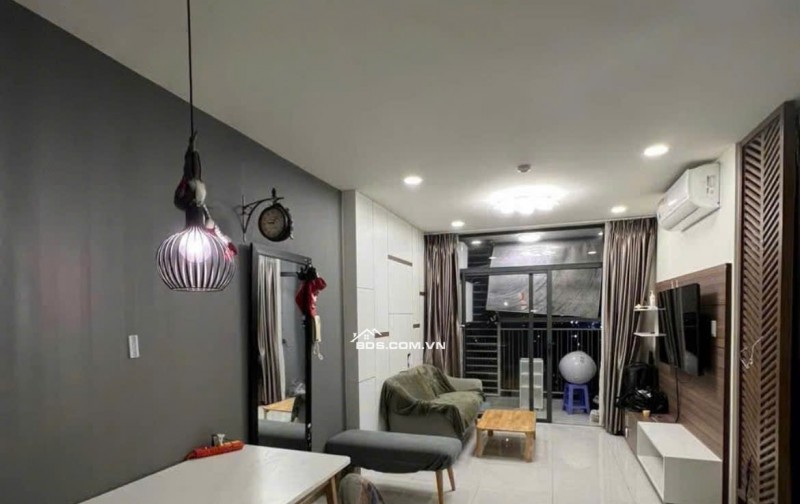 Giá 11tr, CHCC Republic, Cộng Hòa, P4, TB, 50m2, Nội thất, Nhà mới.