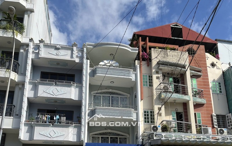 Nhà 3 lầu đường số 26 Bình Phú 1 P11 Q6 (4,4x25) giá 18 tỷ 700