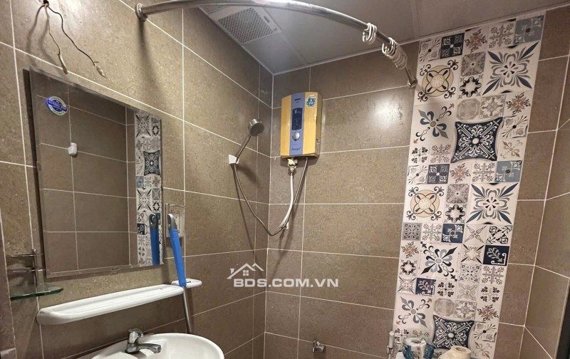 Căn hộ Võ Thị Sáu P6, Quận 3: 95m2, 2p ngủ rộng, Nhà sẵn, 10tr5/th.