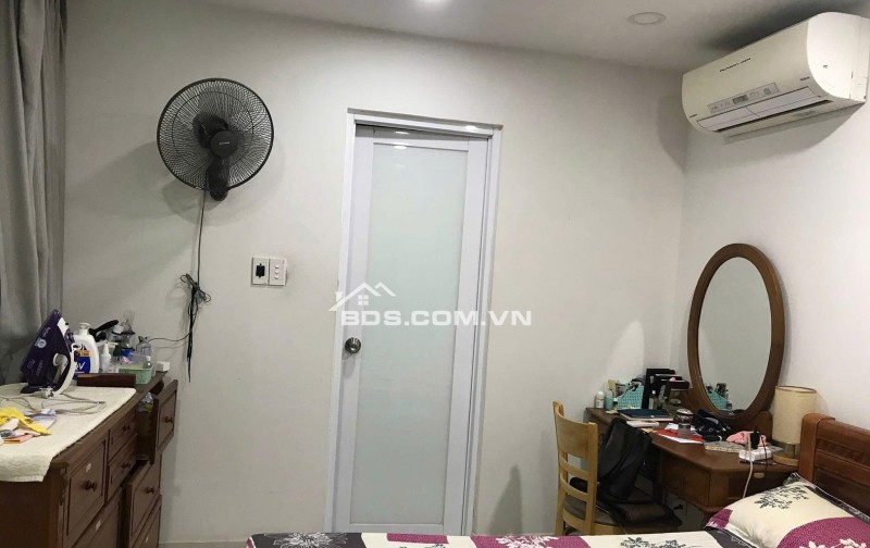 Căn hộ Võ Thị Sáu P6, Quận 3: 95m2, 2p ngủ rộng, Nhà sẵn, 10tr5/th.