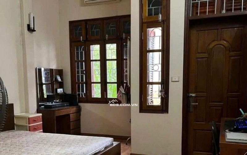 Căn hộ riêng Nam Kỳ Khởi Nghĩa, P6, Quận 3, 103m2, 2PN, 10tr5/tháng.