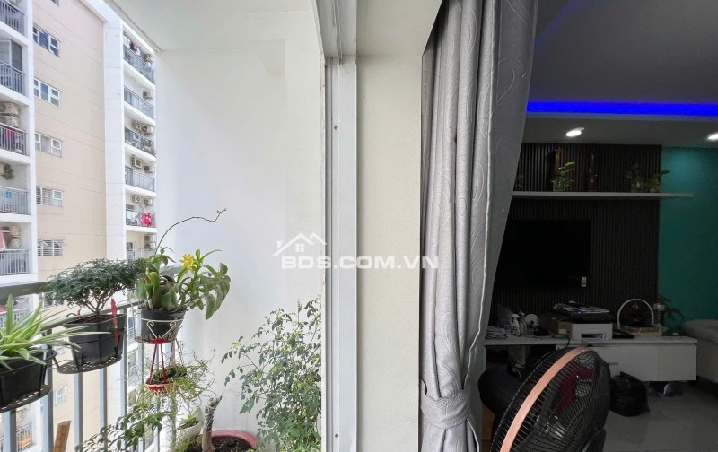 Căn Góc, chung cư Oriental, Âu Cơ, TP: 3p ngủ, 117m2, đầy đủ NT, 15tr5/th.