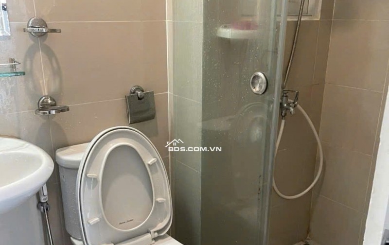 Giá 12tr/th, C/h Harmona, Trương Công Định, TB: 81m2, 2p ngủ, 2wc, Nội thất.