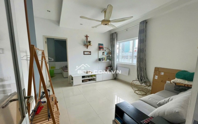 Cho thuê căn 2p C/c Topaz Garden,Tân phú, 75m2, 2PN, 2WC, 9tr5/th.