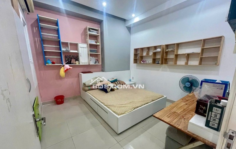 Cho thuê căn 2p C/c Topaz Garden,Tân phú, 75m2, 2PN, 2WC, 9tr5/th.