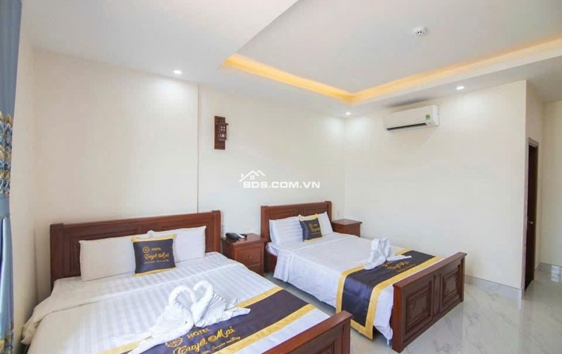 Nhà ĐÓN TẾT Đẹp Rực rỡ. Đạo Thạnh, TP. Mỹ Tho cũ. Giá rẻ bất ngờ.