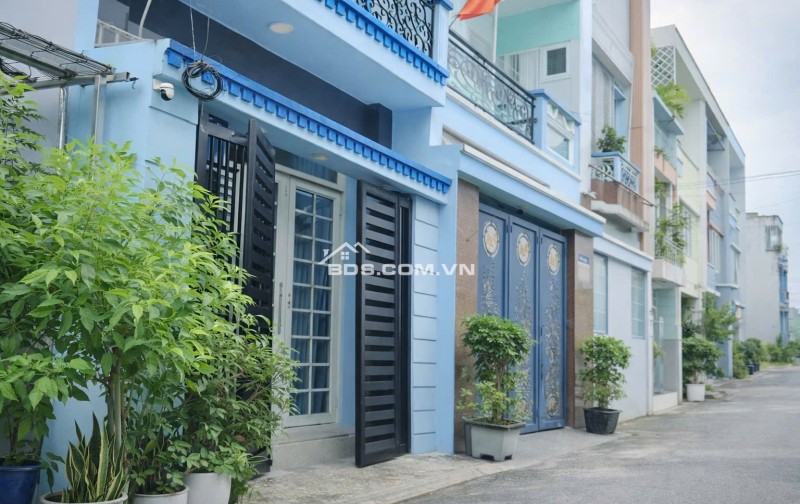 NHÀ 4 TẦNG NỞ HẬU TÀI LỘC-KHU ĐỒNG BỘ DÂN TRÍ CAO-HÀNG XÓM VINHOMES-HẺM 6M-NHỈNH 5TỶ