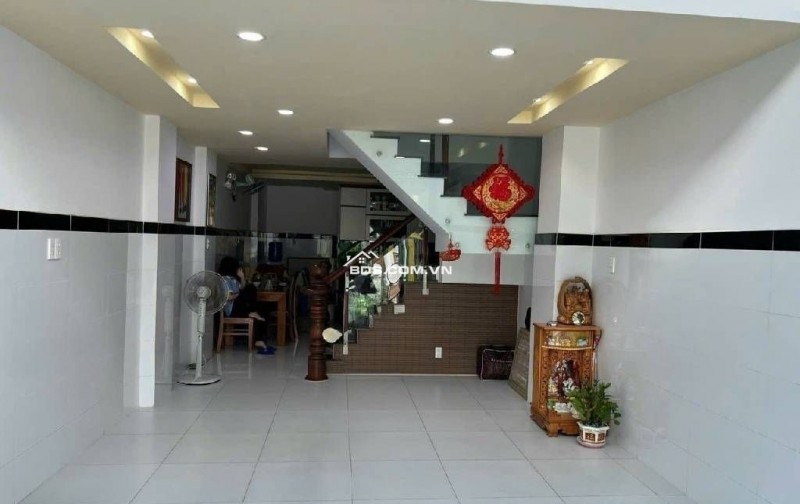 NHÀ  5 TẦNG-DT SÀN HƠN 208M2,HXH NGAY LÊ VĂN VIỆT-HOÀNG HỮU NAM,Q9  6TỶ9