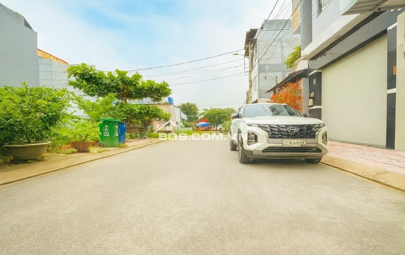 NHÀ  5 TẦNG-DT SÀN HƠN 208M2,HXH NGAY LÊ VĂN VIỆT-HOÀNG HỮU NAM,Q9  6TỶ9