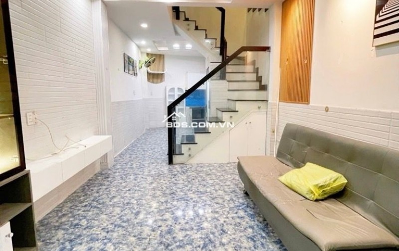 HẺM THÔNG PHAN VĂN TRỊ P.11 BÌNH THẠNH - 30M RA MẶT TIỀN - 4 TẦNG BTCT 5PN MỚI ĐẸP - DT 36M² (3.6x10) - SD 140M² SỔ A4 - CHỈ 6.x TỶ.