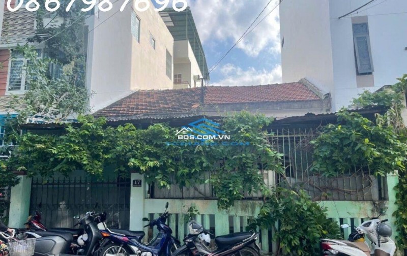 CẦN BÁN NHÀ MẶT TIỀN NGANG 8.5m – VUÔNG VỨC – TRUNG TÂM BÀN CỜ NHA TRANG