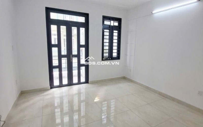 BÁN NHÀ ĐẸP 4 TẦNG 72M2 5PN SÁT KHU TÊN LỬA XE HƠI ĐỖ CỬA NHIK 7 TỶ