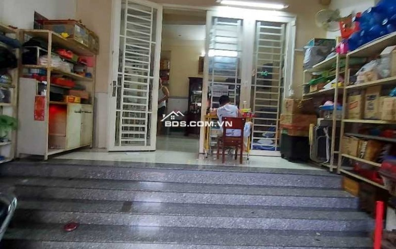 CẦN BÁN GẤP NHÀ TRUNG TÂM QUẬN 7 - MẶT TIỀN ĐƯỜNG - GIÁ 7.6 TỶ