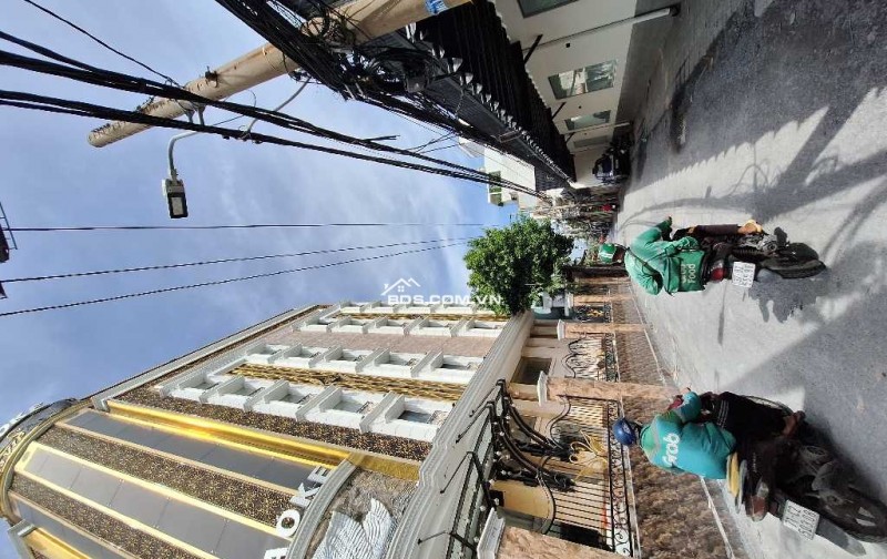 CẦN BÁN GẤP NHÀ TRUNG TÂM QUẬN 7 - GIÁ 7.6 TỶ