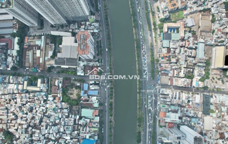 Đất xây dựng cao tầng THÁP CHDV. TOÀ NHÀ VĂN PHÒNG CTY tại Quận 7