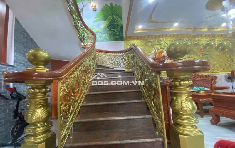 Bán Biệt Thự Cao Cấp 1 Trệt 2 Lầu.Góc 2 Mặt Tiền Thành Phố Biên Hoà Đồng Nai