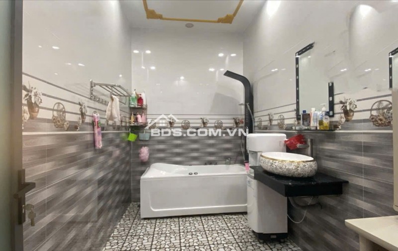 Bán Biệt Thự Cao Cấp 1 Trệt 2 Lầu.Góc 2 Mặt Tiền Thành Phố Biên Hoà Đồng Nai