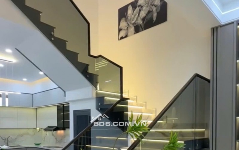 CHỈ CẦN 1 TỶ LÀ SỞ HỮU NGAY NHÀ 1 TRỆT 2 LẦU ĐẸP LONG LANH – TRUNG TÂM THỦ DẦU MỘT!!!