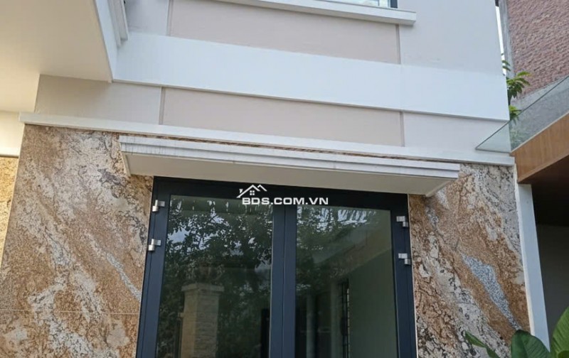 Chính chủ cho thuê sàn tầng 1 vị trí siêu đẹp