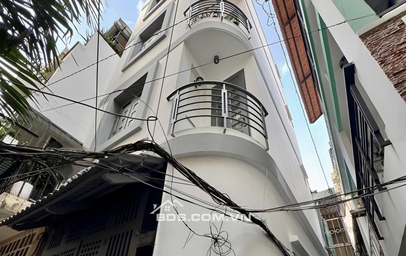 GÓC 2 HẺM NGUYỄN VĂN CỪ – NHÀ 3 TẦNG CHỈ 6.3 TỶ. LH: 0779351867 – 0764071867.