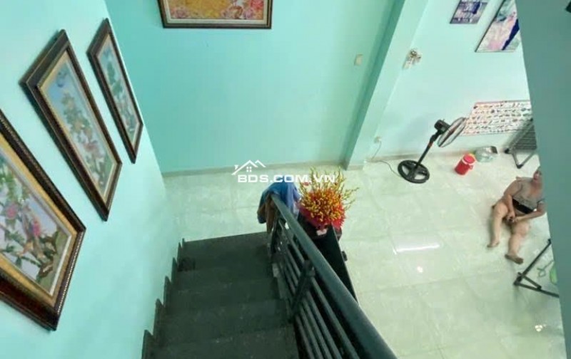 Bán nhà 1 trệt 1 lầu – 6PN – diện tích lớn 106,9m²