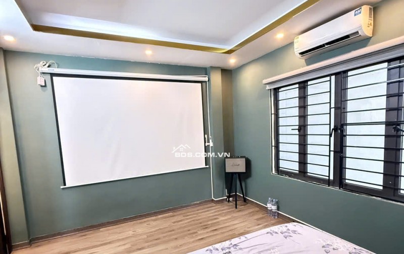 Bán nhà Lĩnh Nam – Hoàng Mai – Hà Nội – 32m2 – Mặt tiền 5m – 5 tầng – 3 ngủ - chào 6,8 tỷ.