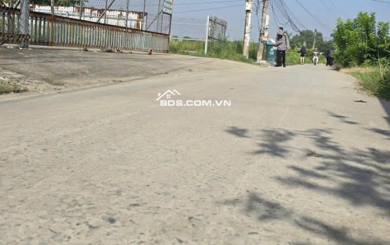  XẢ KHO LÔ ĐẤT ĐẸP NHẤT BẾN LỨC –  CÔNG CHỨNG TRONG NGÀY 