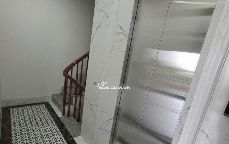 Bán nhà- Khuyến Lương- Hoàng Mai- 36m2- Lô góc - mặt tiền 4.8 m, 7 tầng thang máy – chào 8.2 tỷ