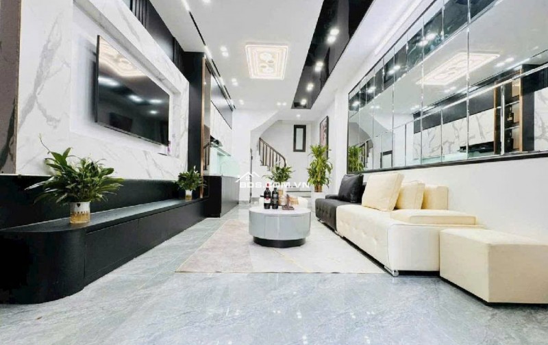 BÁN NHÀ KHƯƠNG TRUNG 35M 5 TẦNG 8.95 TỶ - NGÕ THÔNG - 10M RA Ô TÔ, FULL NỘI THẤT