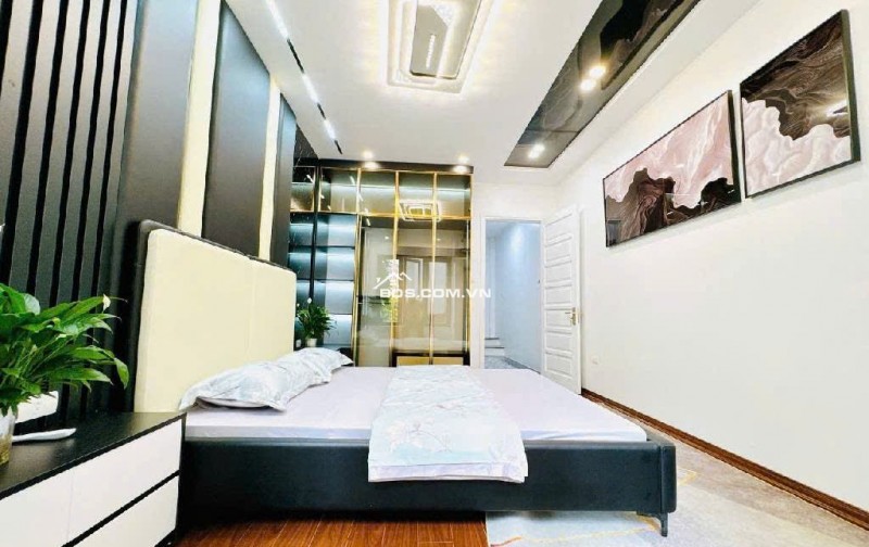 BÁN NHÀ KHƯƠNG TRUNG 35M 5 TẦNG 8.95 TỶ - NGÕ THÔNG - 10M RA Ô TÔ, FULL NỘI THẤT