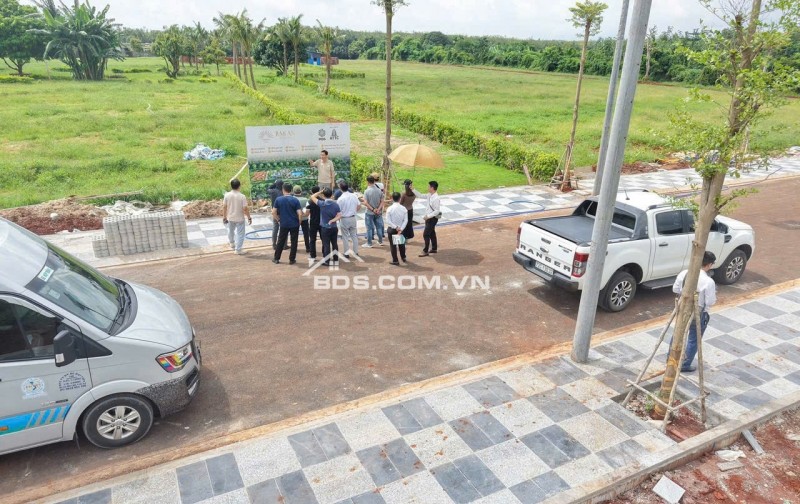 BĐS ven biển giá rẻ cho NĐT TP.HCM: LUMIAN VILLAGE liền kề Hồ Tràm – kết nối cao tốc 25 phút”