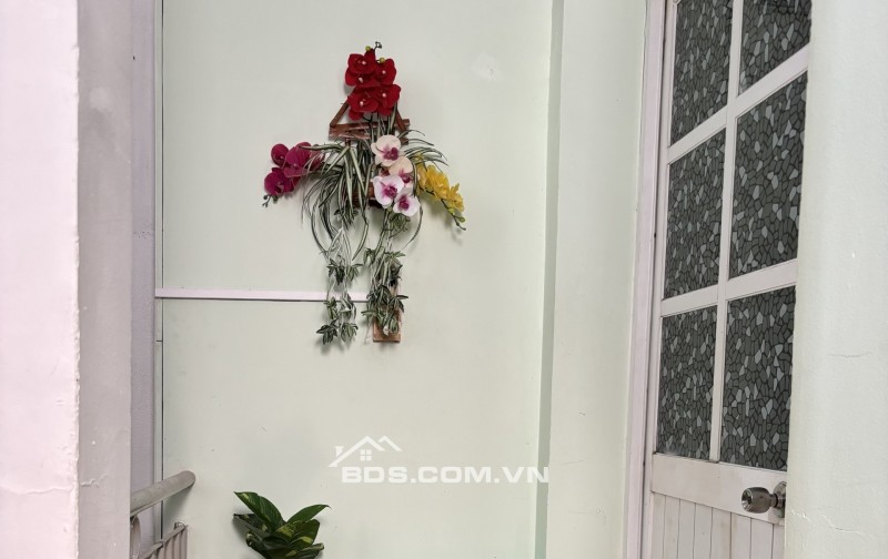 cho thuê phòng balcon thoáng quận 1