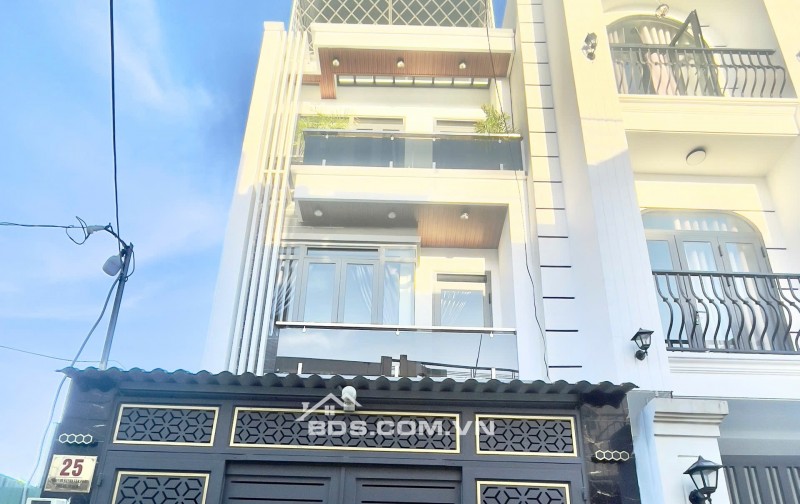 Bán nhà Full nội thất 3 lầu hẻm xe hơi 1806 Huỳnh Tấn Phát, NB. Giá 6,8 tỷ